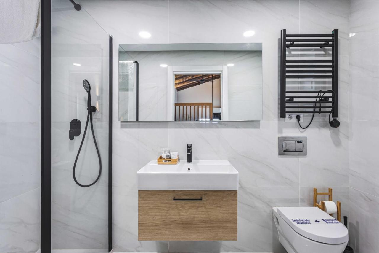 Apartamentos Caceres Central Suites Buitenkant foto