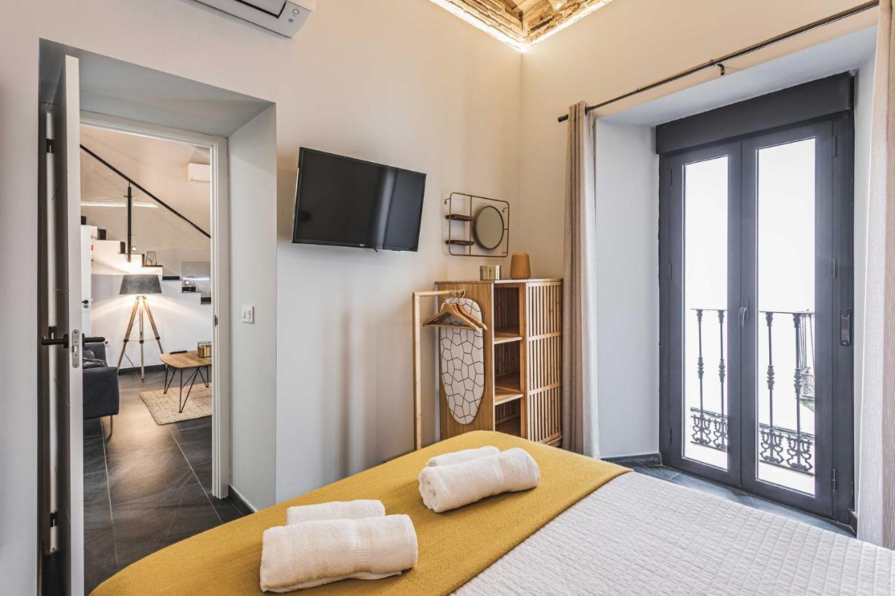 Apartamentos Caceres Central Suites Buitenkant foto
