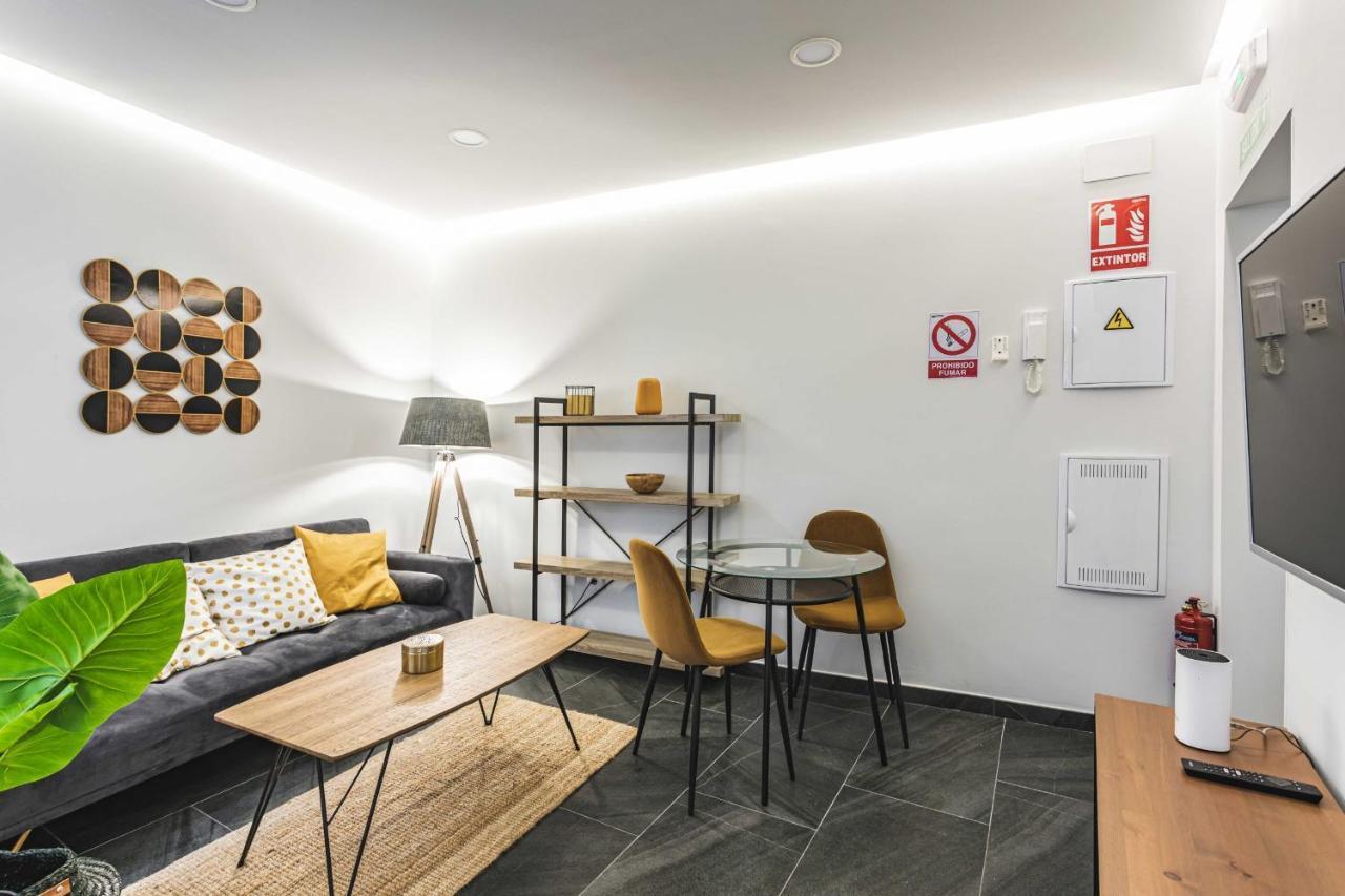 Apartamentos Caceres Central Suites Buitenkant foto