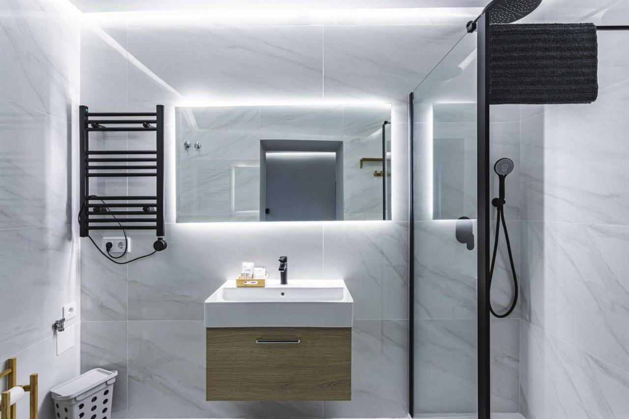 Apartamentos Caceres Central Suites Buitenkant foto